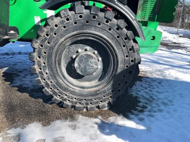 2016 Genie GTH-1056-10