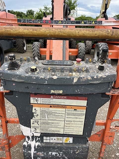 2018 JLG 460SJ-15