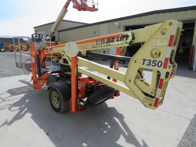 2018 JLG T350-8