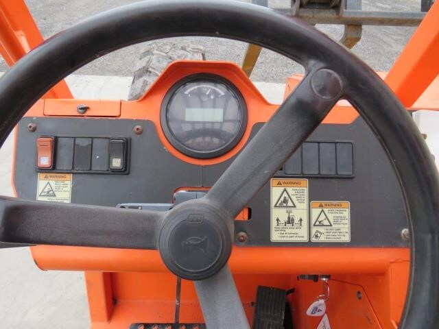 2017 SkyTrak 8042-21