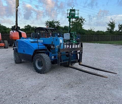 2017 Genie GTH-5519-4