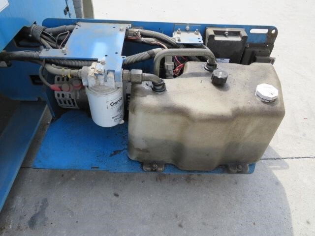 2017 Genie GS-2632-16