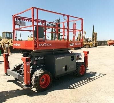 2018 Skyjack SJ-6832RT-3