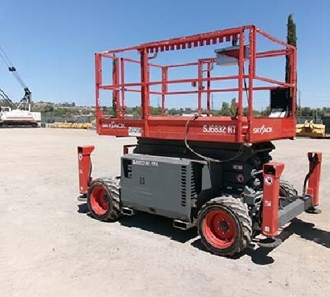 2018 Skyjack SJ-6832RT-4