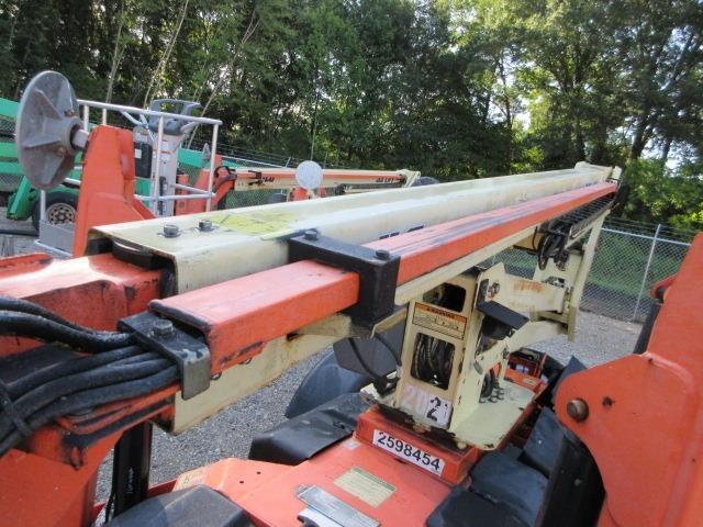 2018 JLG T350-9