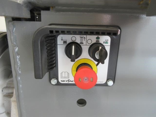 2025 Skyjack SJ4740E-17