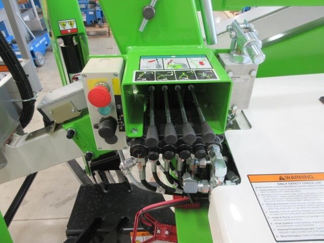 2025 Niftylift TM34T-12