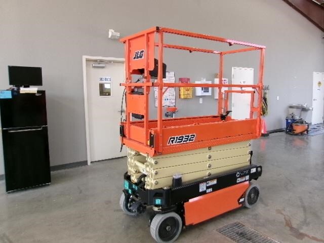 2025 JLG R1932-2