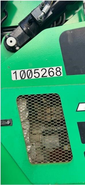 2017 SkyTrak 10042-7