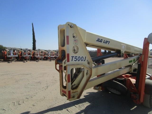2016 JLG T500J-4