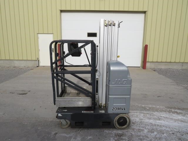 2017 JLG 20MVL