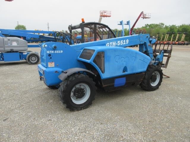 2017 Genie GTH-5519-3