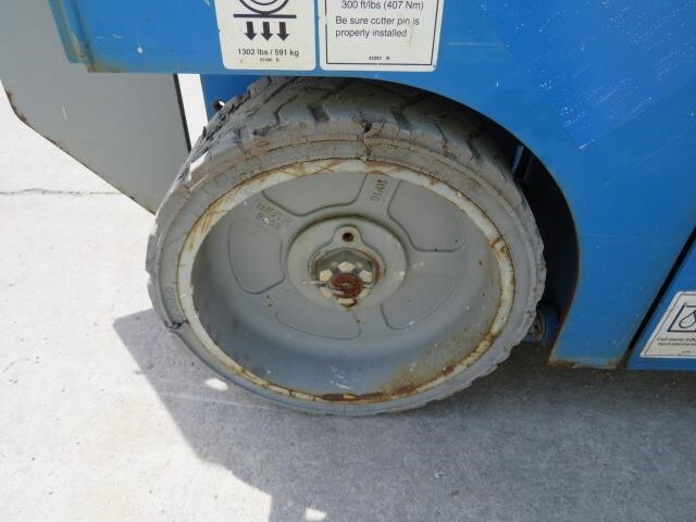 2018 Genie GS1330M-11