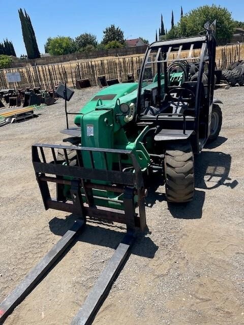 2017 Genie GTH-5519-1