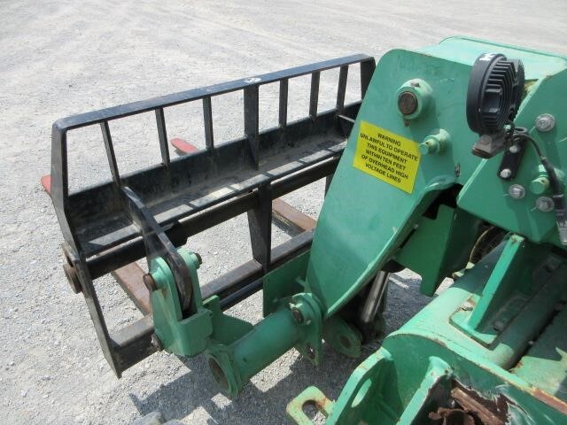 2017 Genie GTH-5519-8