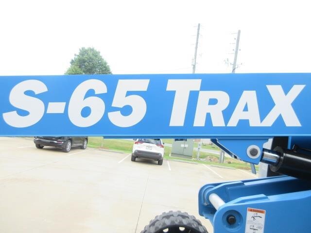 2025 Genie S-65 Trax-35