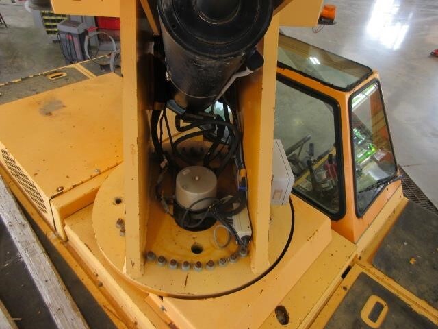 2013 Broderson IC-200-3H-18