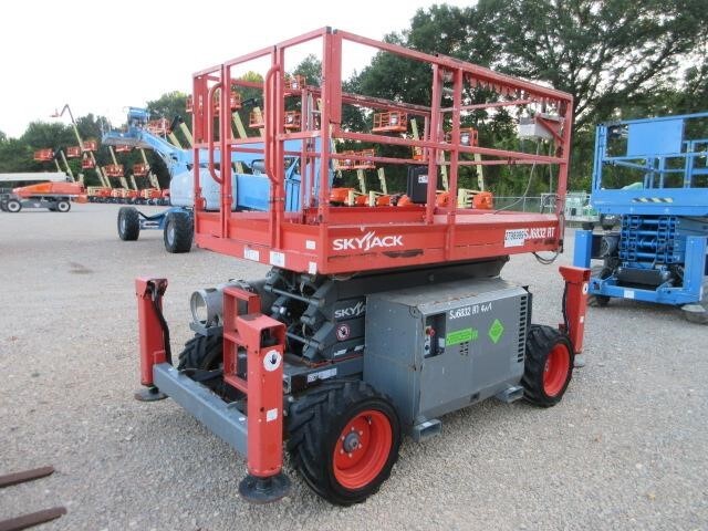 2019 Skyjack SJ-6832RT-3