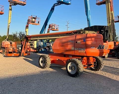 2017 JLG 660SJ-6