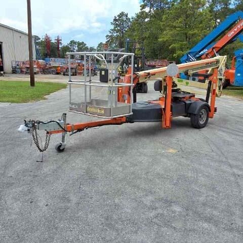 2018 JLG T350