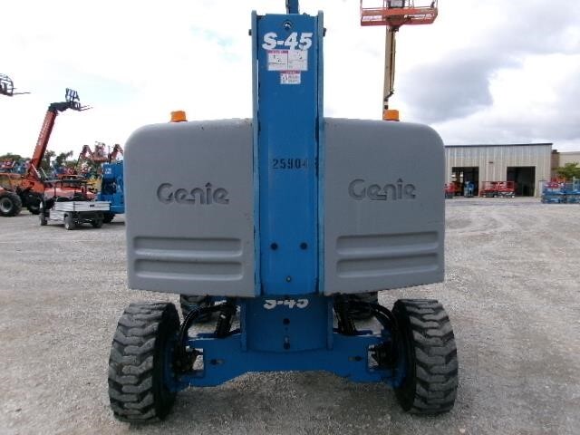 2018 Genie S-45-17