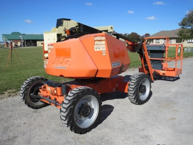 2019 JLG 340AJ-6
