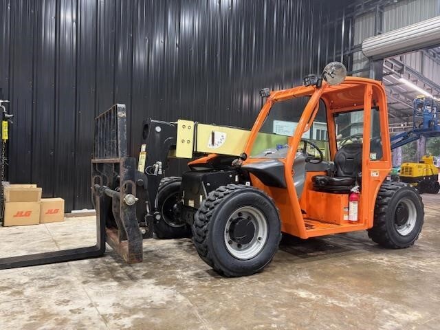 2018 JLG G5-18A-3