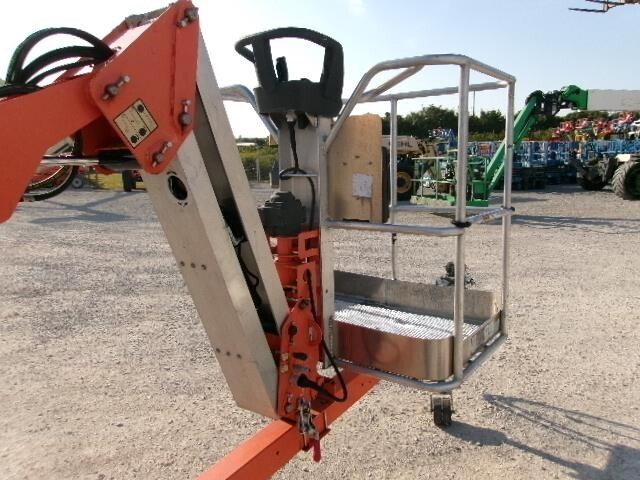 2018 JLG T500J-9
