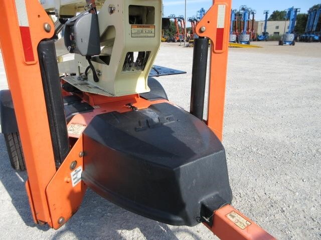 2018 JLG T500J-12