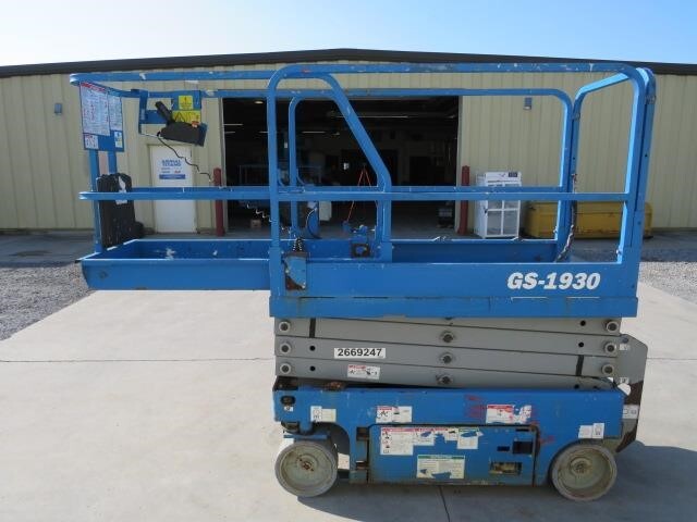 2018 Genie GS-1930-19