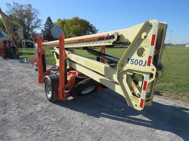 2018 JLG T500J-8