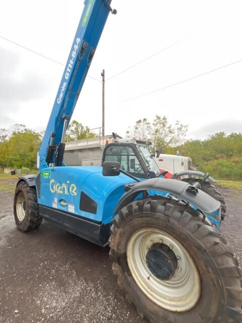 2017 Genie GTH 844-3