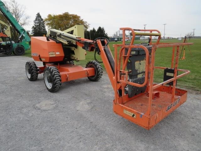2018 JLG 340AJ-4