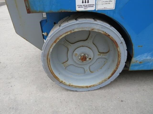 2017 Genie GS-2632-12