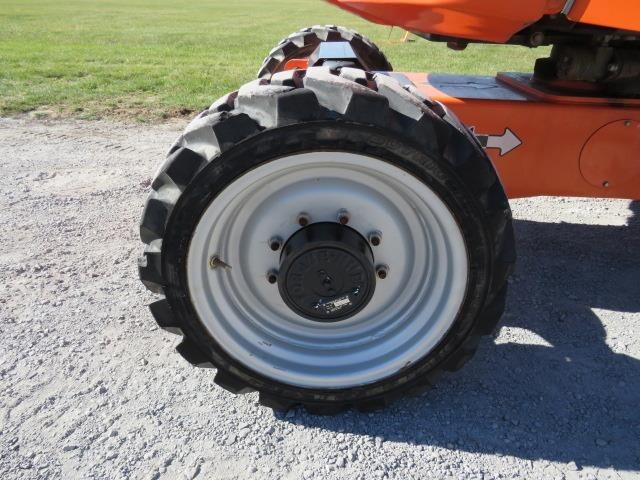 2018 JLG 340AJ-13