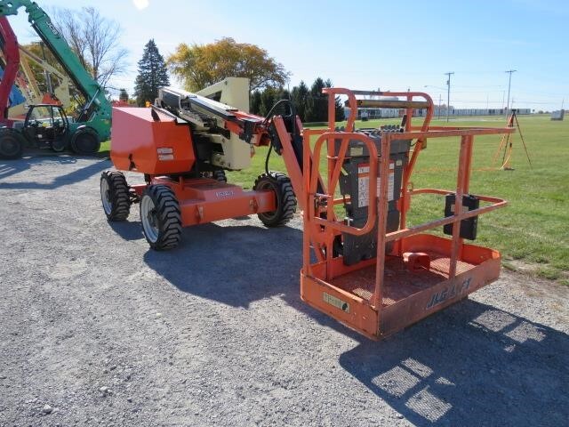 2018 JLG 340AJ-4