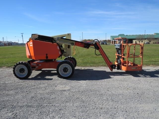 2018 JLG 340AJ-5