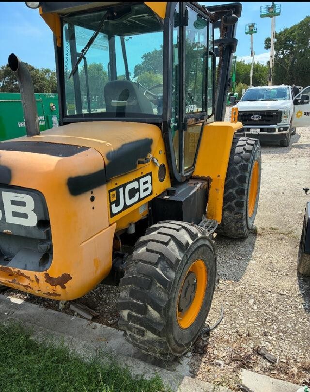 2019 JCB 930-4