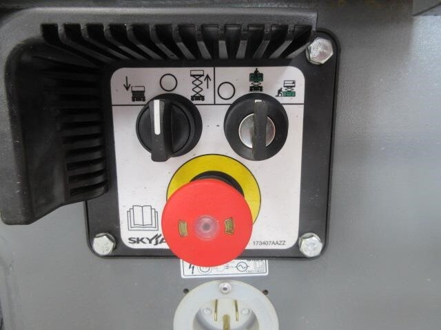 2024 Skyjack SJ4740-20