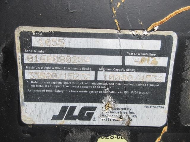 2017 JLG 1055-23