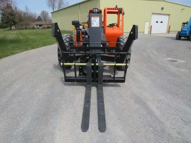 2025 SkyTrak 10054-7