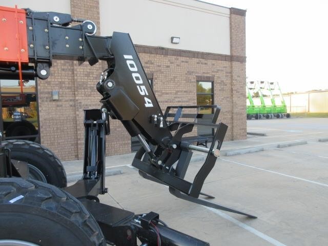 2025 SkyTrak 10054-10