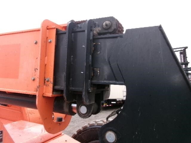 2017 SkyTrak 8042-20