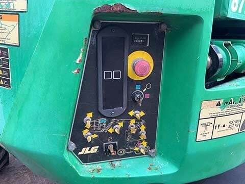 2016 JLG 340AJ-19