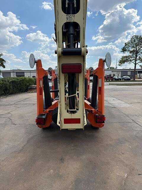 2018 JLG T350-7