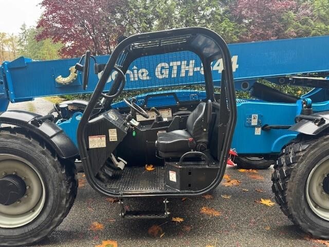 2018 Genie GTH 844-2