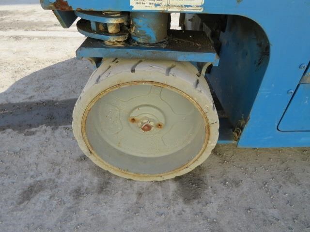 2015 Genie GS-4047-9