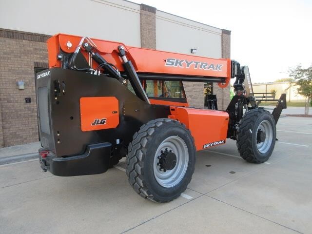 2025 SkyTrak 10054-6