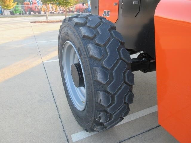 2025 SkyTrak 10054-12