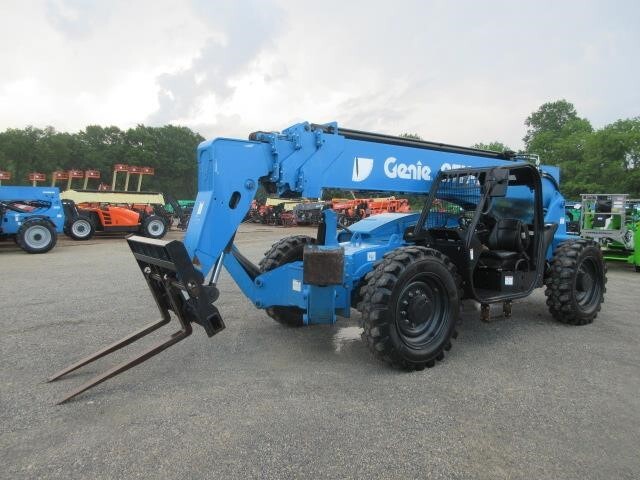 2023 Genie GTH-1056